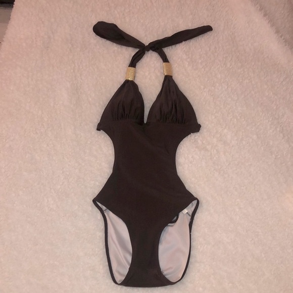 Other - Women’s one piece bikini